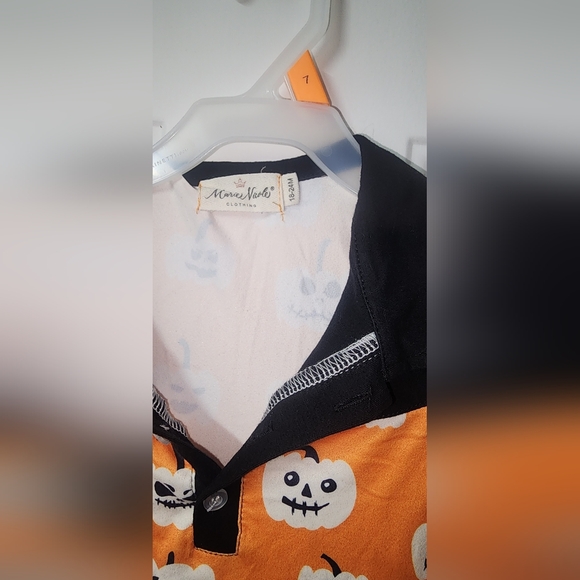 Lot of 2 Halloween 2t Romper Pajamas Ghost Pumpkins Pre-Owned Old NavMarie Nicol - Picture 3 of 7